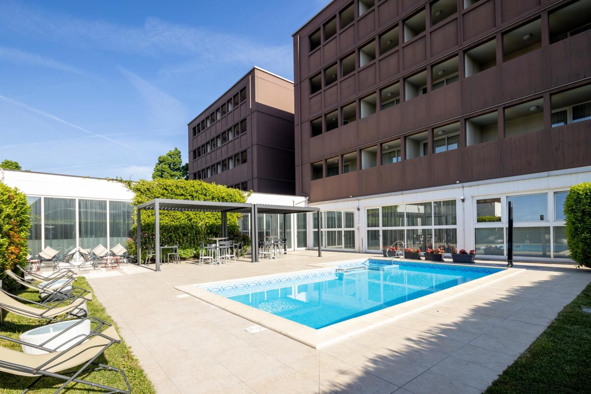Best Western Plus Hotel Farnese Πάρμα Εξωτερικό φωτογραφία