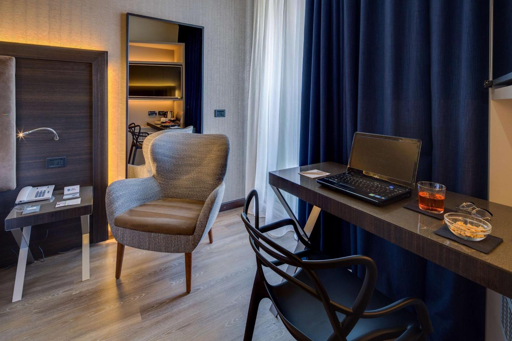 Best Western Plus Hotel Farnese Πάρμα Εξωτερικό φωτογραφία